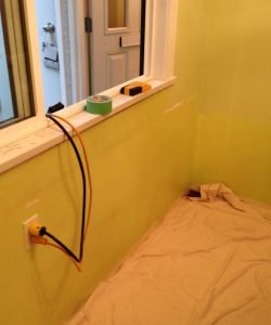 kitchen table area before wainscotting